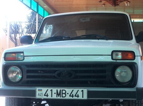 LADA (VAZ) Niva 2013