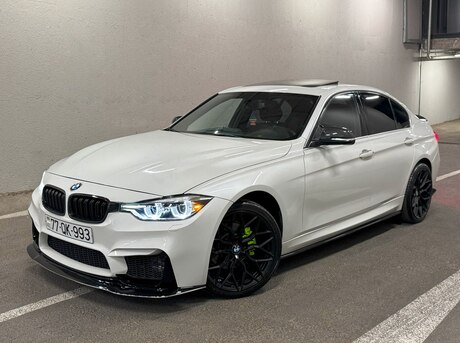 BMW 330 2017