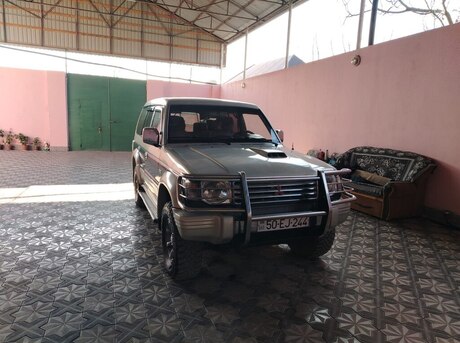 Mitsubishi Pajero 1994