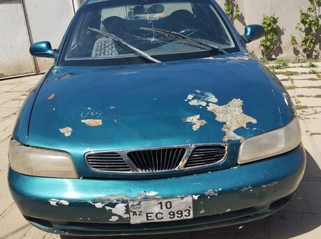 Daewoo Nubira 1998