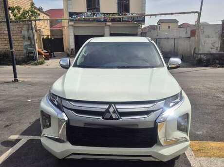 Mitsubishi L200 2022