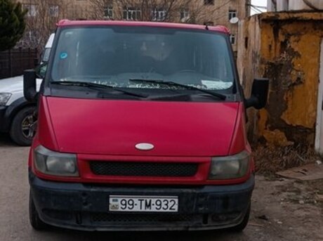 Ford Transit 2004
