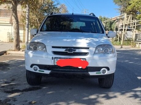 Chevrolet Niva 2011