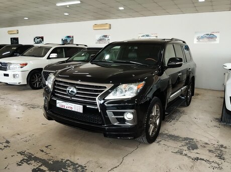 Lexus LX 570 2013