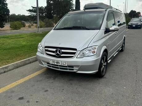 Mercedes Viano 2006