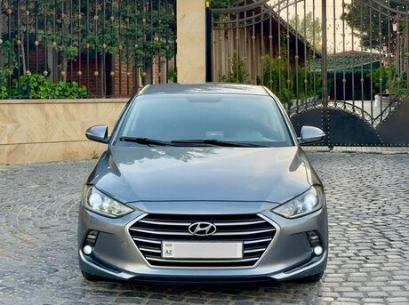 Hyundai Avante 2015