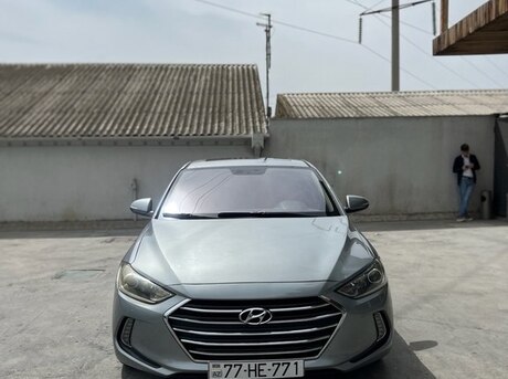 Hyundai Elantra 2017