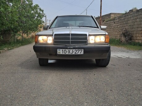 Mercedes 190 1992