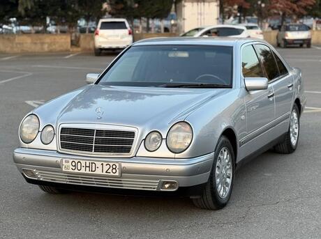 Mercedes E 240 1998