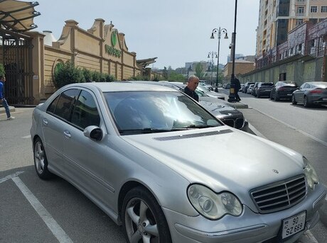 Mercedes C 240 2001