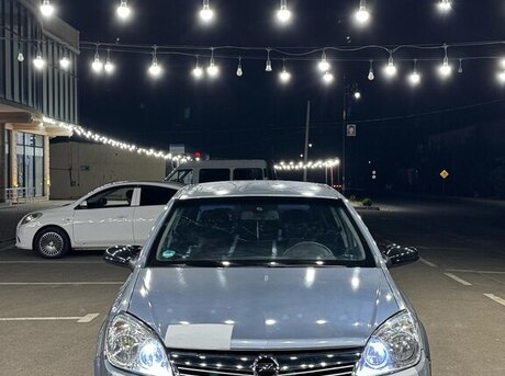 Opel Astra 2007