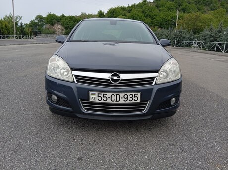Opel Astra 2007