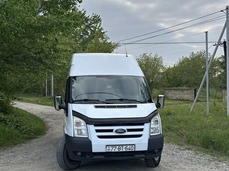 Ford Transit 2010