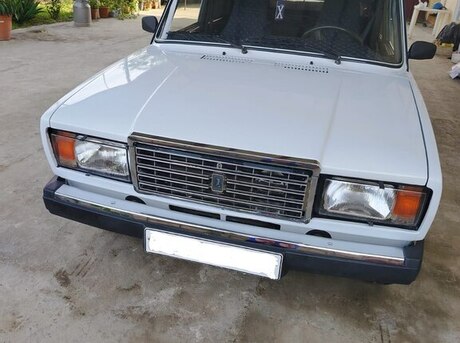 LADA (VAZ) 2107 2005