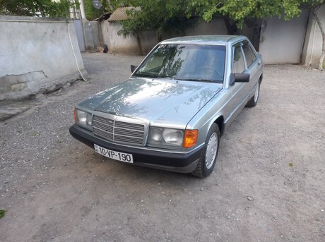 Mercedes 190 1991