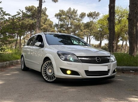 Opel Astra 2009
