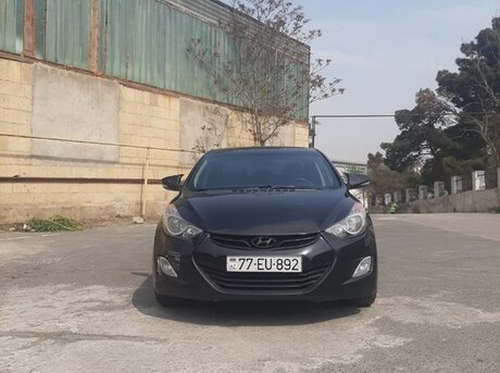 Hyundai Elantra 2013