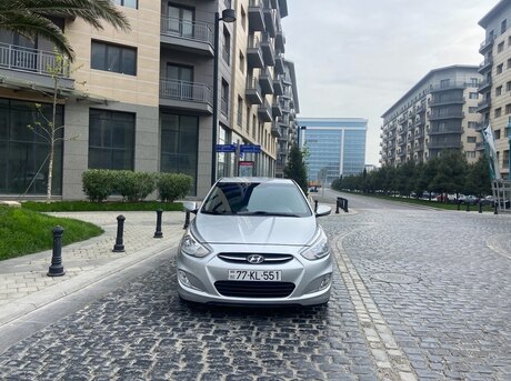 Hyundai Accent 2015
