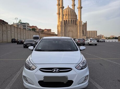 Hyundai Accent 2015