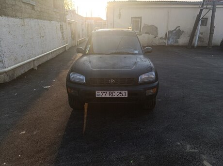 Toyota RAV4 1998