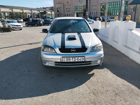 Opel Astra 1998
