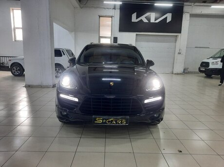 Porsche Cayenne GTS