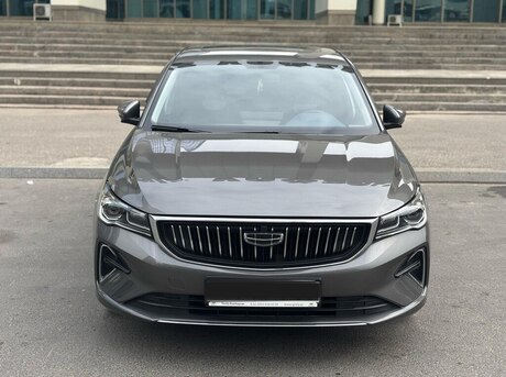 Geely Emgrand 2022