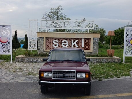 LADA (VAZ) 2107 2003