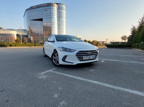 Hyundai Elantra 2017