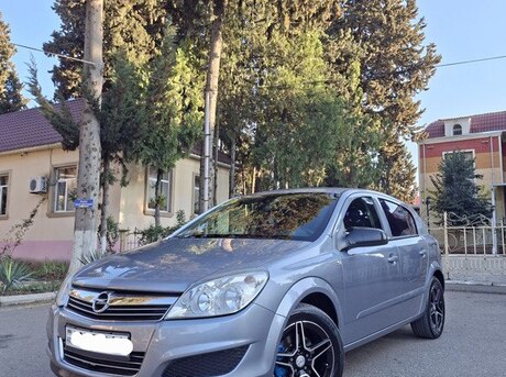 Opel Astra 2008