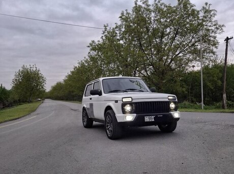 LADA (VAZ) Niva