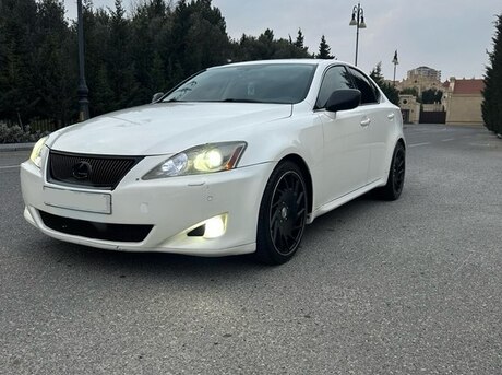 Lexus  2006
