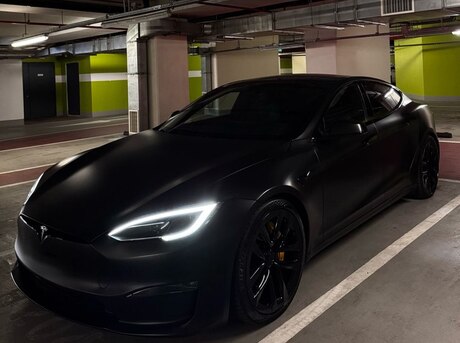Tesla Model S 2023