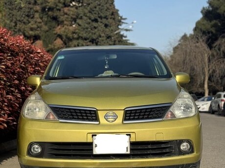 Nissan Tiida 2007