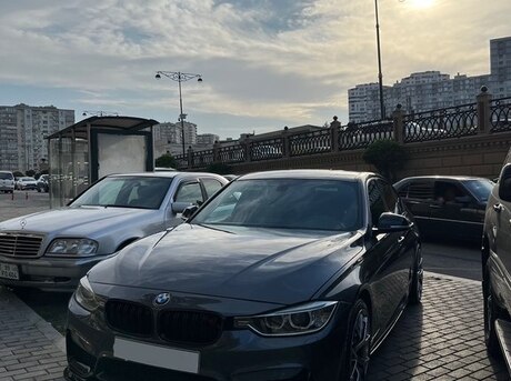 BMW 328 2015