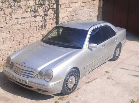 Mercedes E 220 d 2000