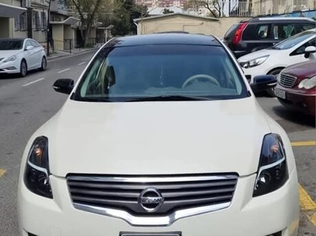 Nissan Altima 2008
