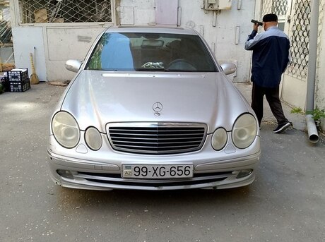 Mercedes E 270 2002