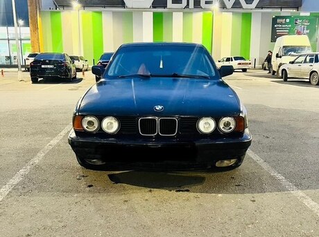 BMW 525 1989