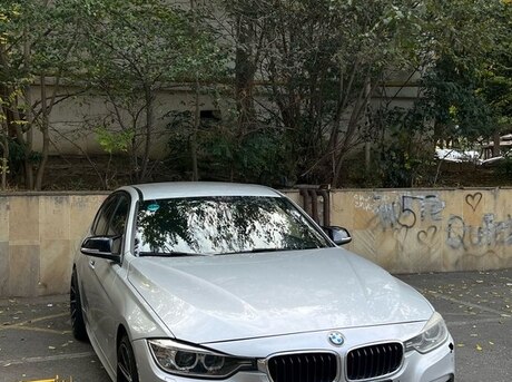 BMW 328 2016