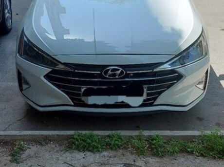 Hyundai Elantra 2019