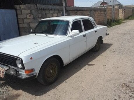 GAZ 24 1990