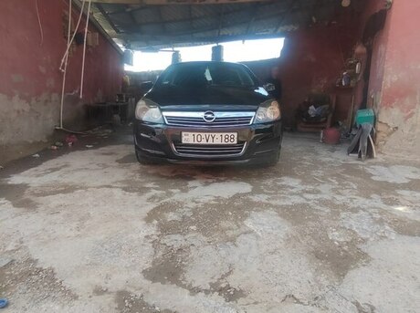 Opel Astra 2009