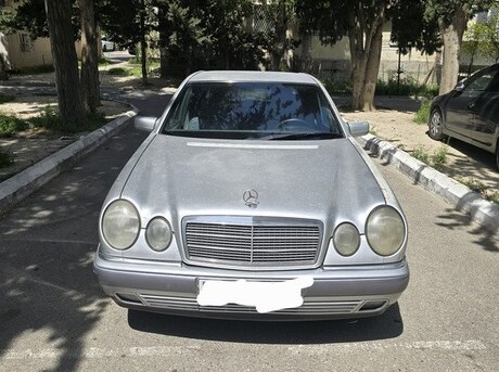 Mercedes E 230 1996