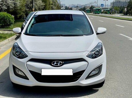 Hyundai i30 2014