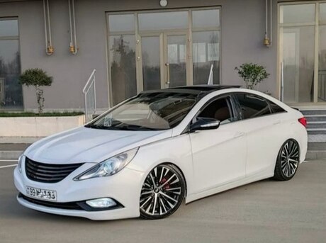 Hyundai Sonata 2011