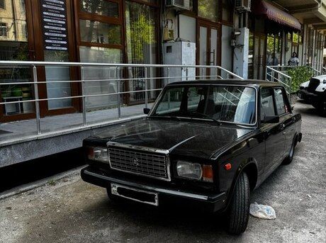 LADA (VAZ) 2107 2011