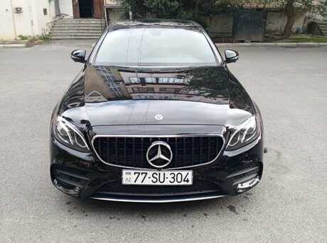 Mercedes E 300 e 2019