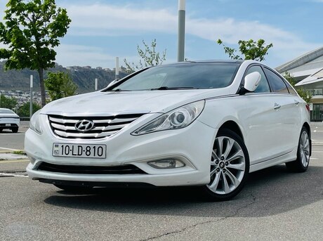 Hyundai Sonata 2010