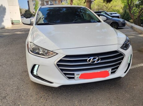 Hyundai Elantra 2017